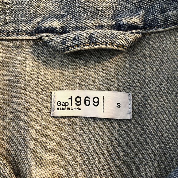 GAP Women's Small Denim Jacket Lily Flap Pocket Distressed Jean VTGNICSN 305753 - Picture 3 of 12